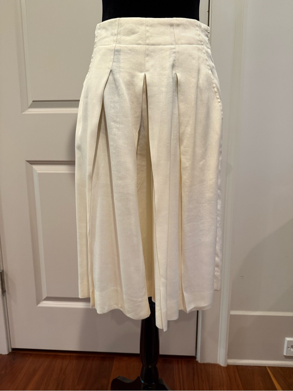 Billy Reid Ivory Pleated Wide Leg Culottes Pants Made in Italy Size 2